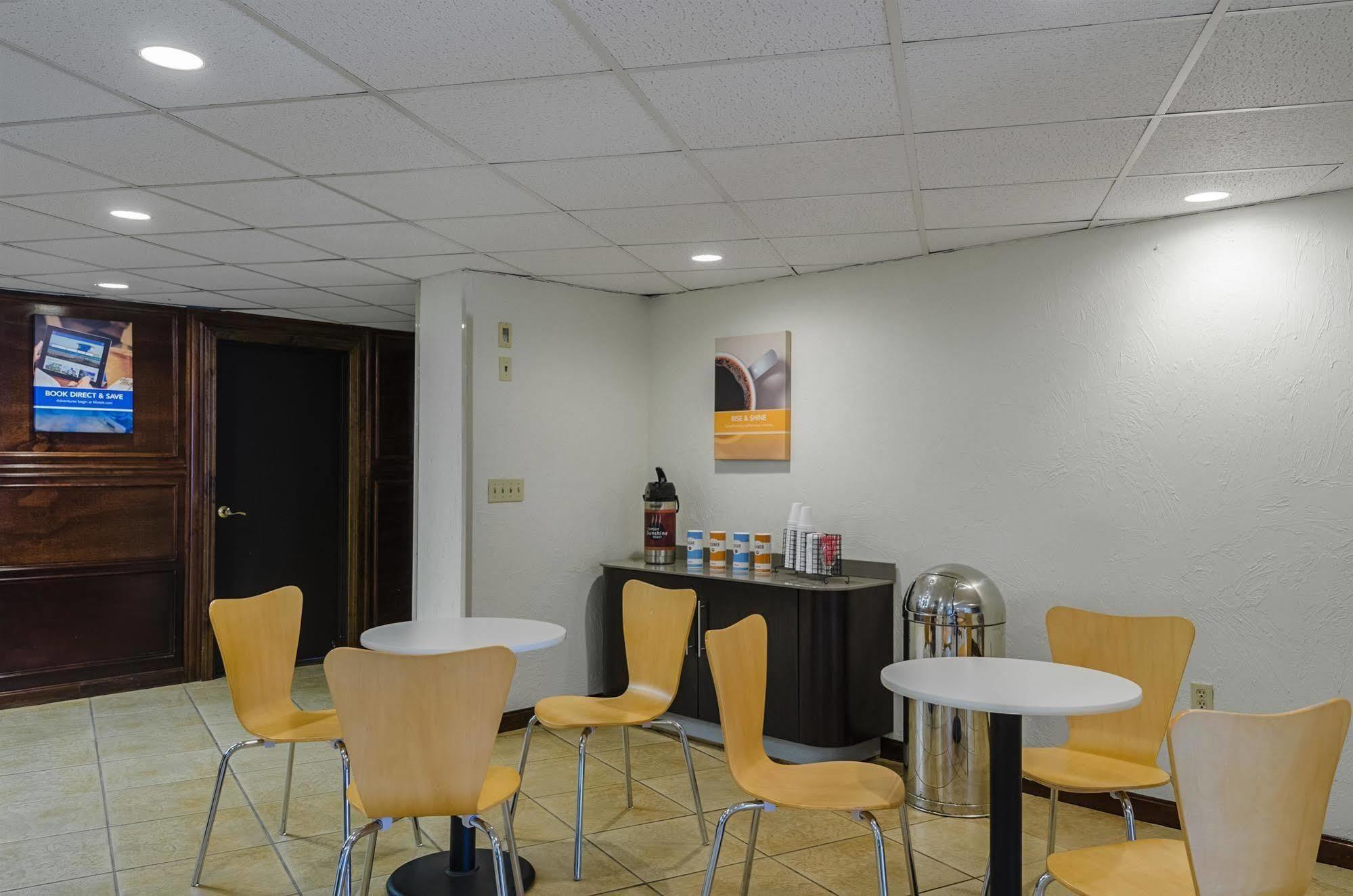 Motel 6 - Westborough Boston Northborough ภายนอก รูปภาพ
